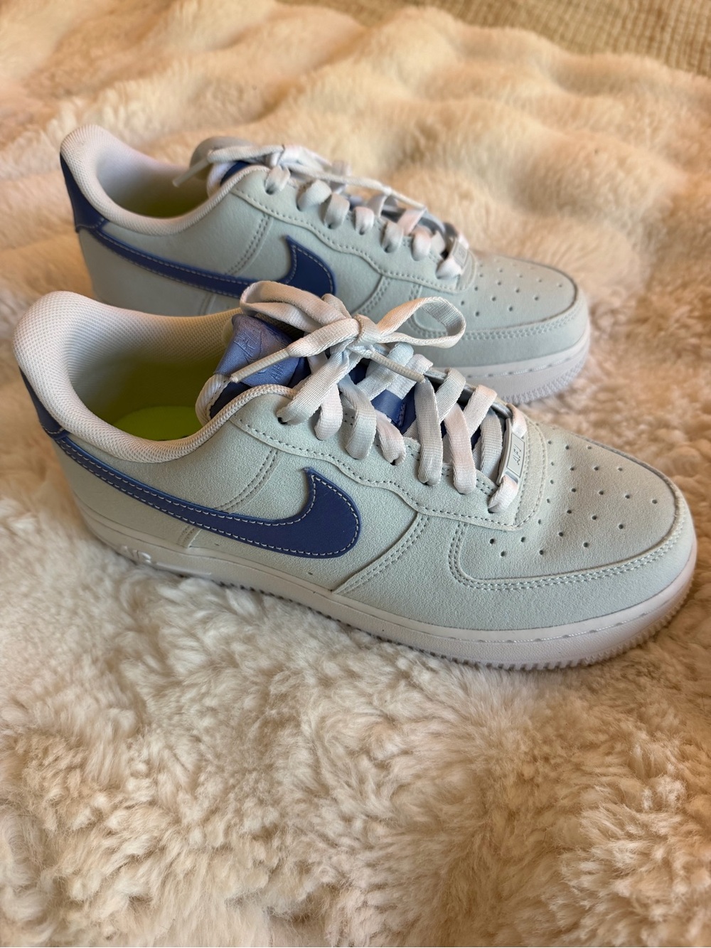 Women’s Nike Air Force 1 ‘07 NWT